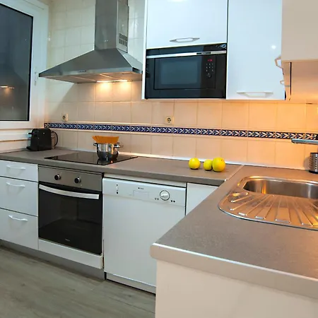 Donostia, A Pocos Pasos De La Playa De La Concha. Appartement *