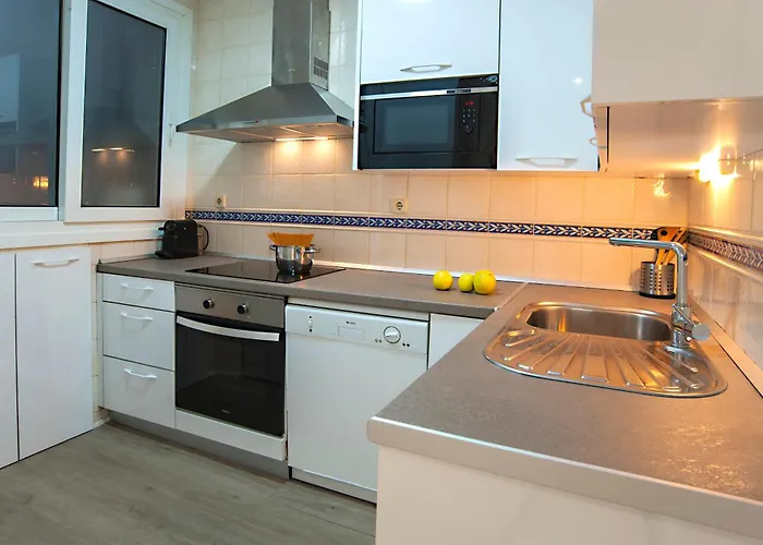 Donostia, A Pocos Pasos De La Playa De La Concha. Appartement *