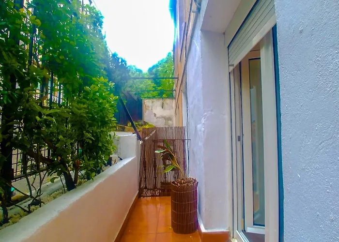 Donostia, A Pocos Pasos De La Playa De La Concha. 圣塞瓦斯蒂安